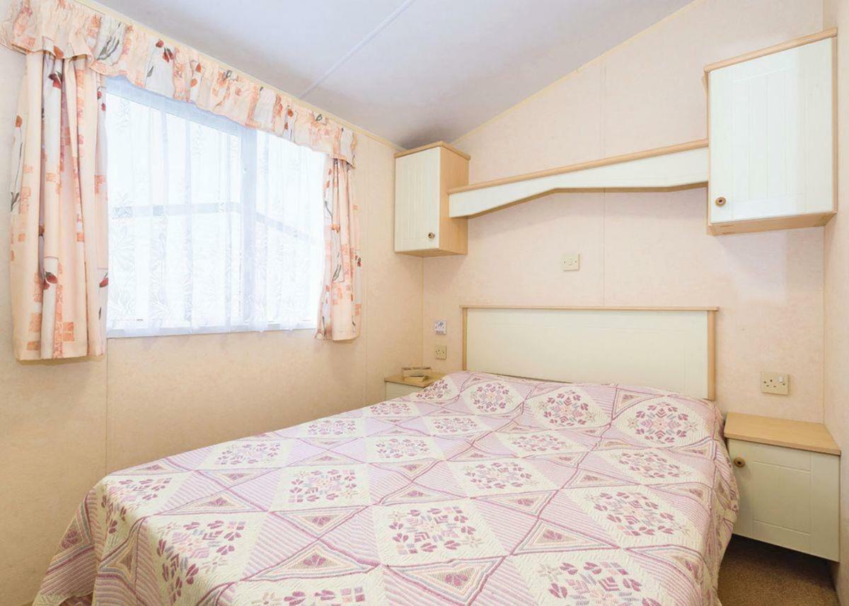 Отель Welcome Family Долиш Экстерьер фото